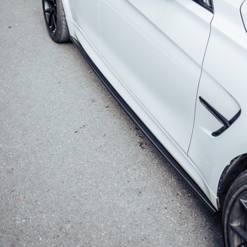 MHC+ BMW M3/M4 Full Length Performance Side Skirts In Gloss Pre Preg Carbon Fibre (F80/F82/F83) - Image 2