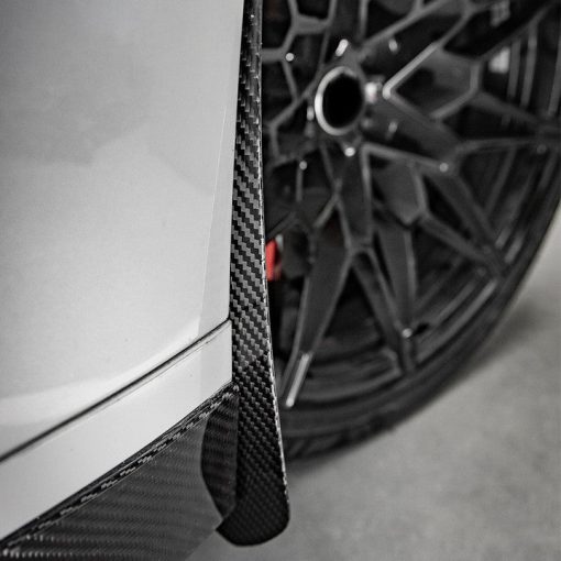 SooQoo BMW G80 M3 Front Mud Flaps In Gloss Carbon Fibre - Image 4